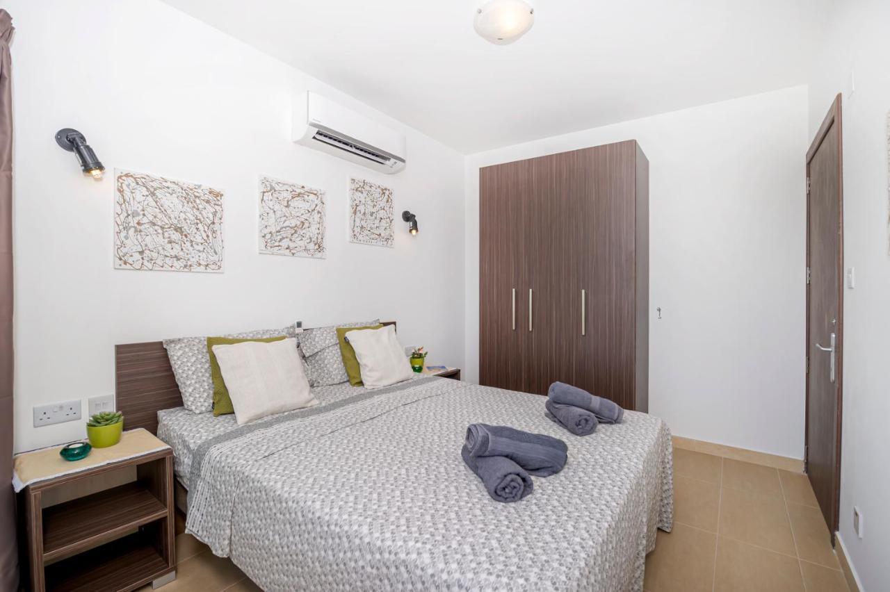 Summer Breeze Apartment With Terrace With Panoramic Views - By Getawaysmalta 멜리에하 외부 사진