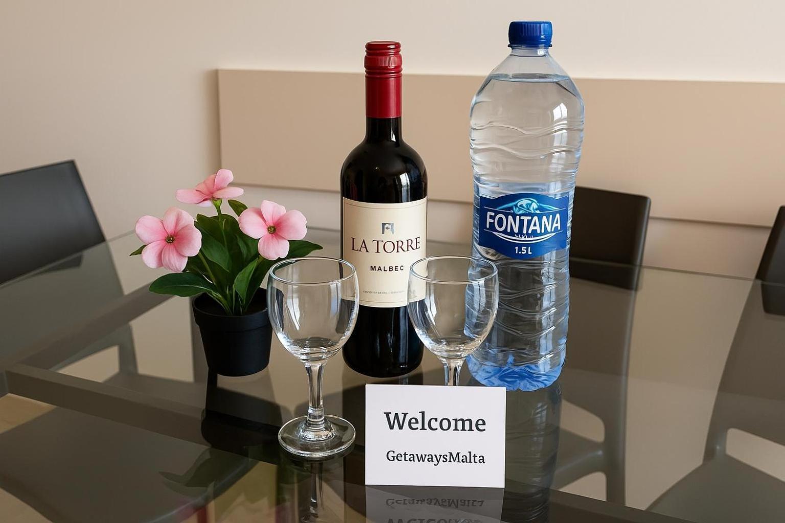 Summer Breeze Apartment With Terrace With Panoramic Views - By Getawaysmalta 멜리에하 외부 사진